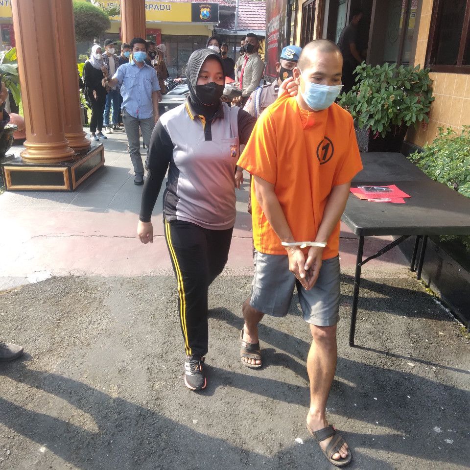 Bermodalkan Rp300 Ribu, Satpam Sekolah Ajak Siswi SMP Tidur Bareng di Hotel